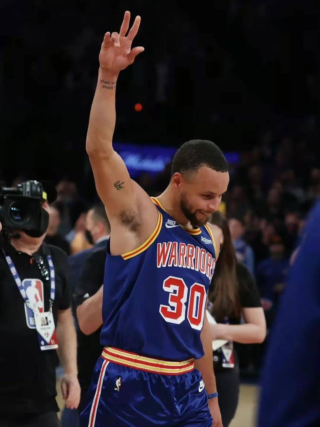 里程碑夜拜仁慕尼黑战术微调，NBA季后赛今夜刷纪录，媒体盛赞，训练强度明显提升的简单介绍开云体育官方网